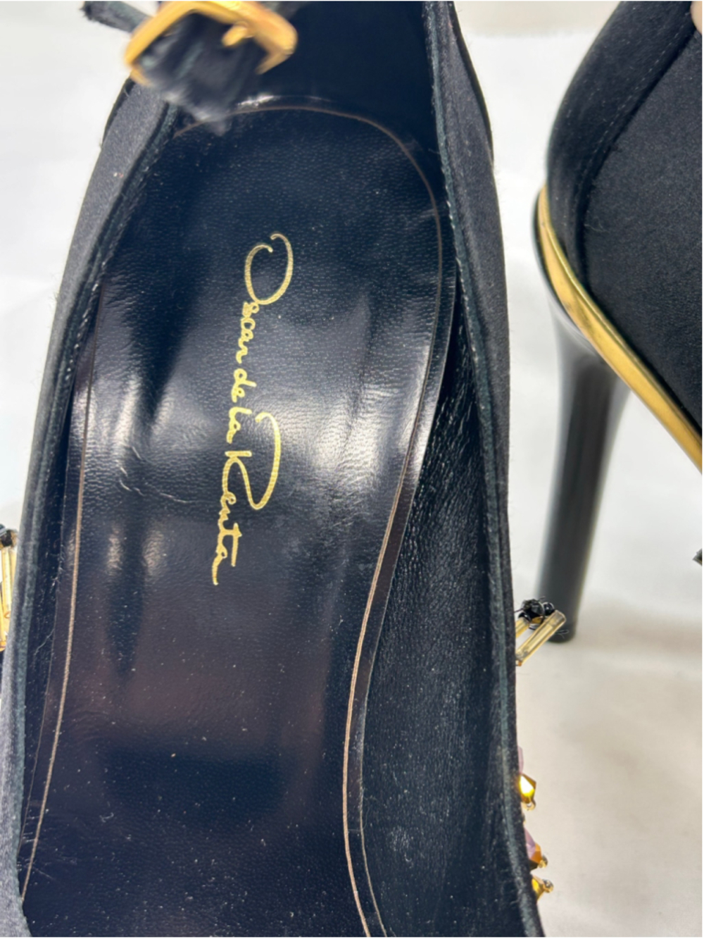Oscar de la Renta 39.5 Black Satin Embellished Stiletto Pumps Beaded Gold - Picture 7 of 13